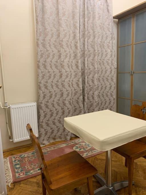 Central Location For One Person Budapest Exterior photo